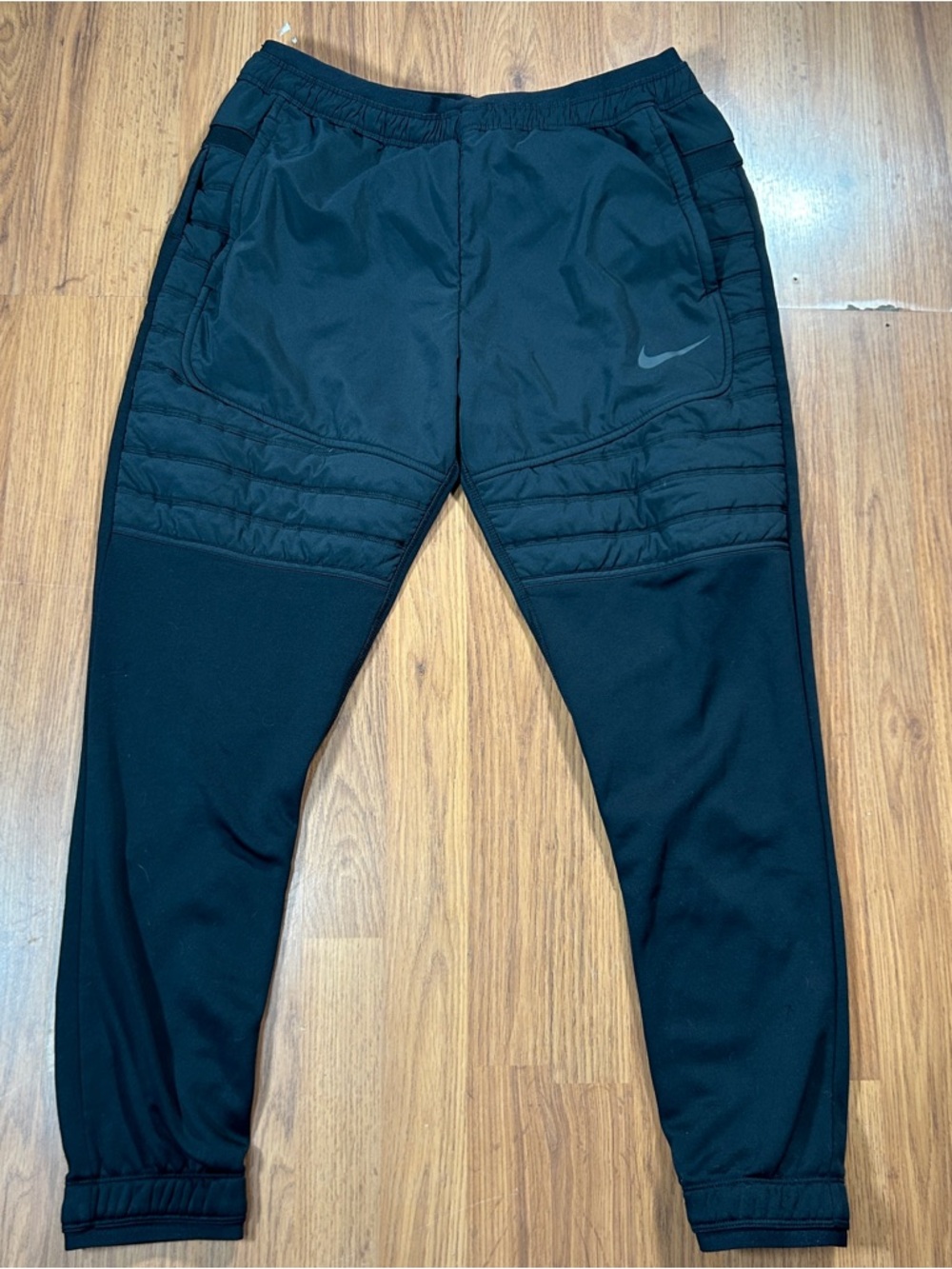 Nike Men's Gray Quilted Fleece Jogger Sweatpants Size L Standard Fit